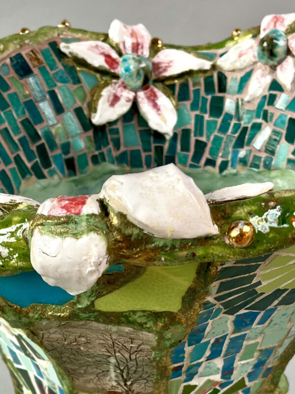 Art and Luxury Fair Foto Vaas Marianne den Hartog_G Meisjes aan de waterrand - Bloemenrand - Vaas Marianne den Hartog - Monaco Art and Luxury Fair Foto