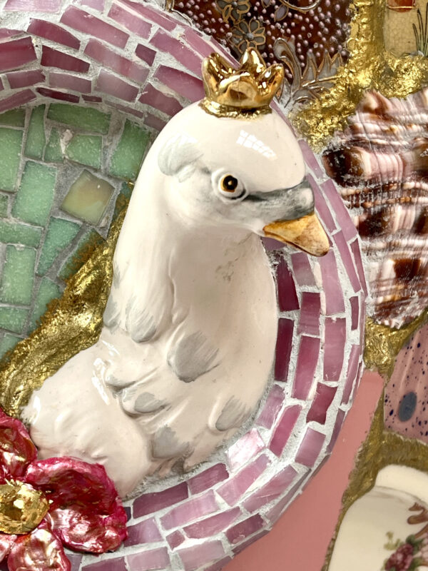 Een koninklijk duifzicht - Vaas Marianne den Hartog Een koninklijk duifzicht - Vaas Marianne den Hartog