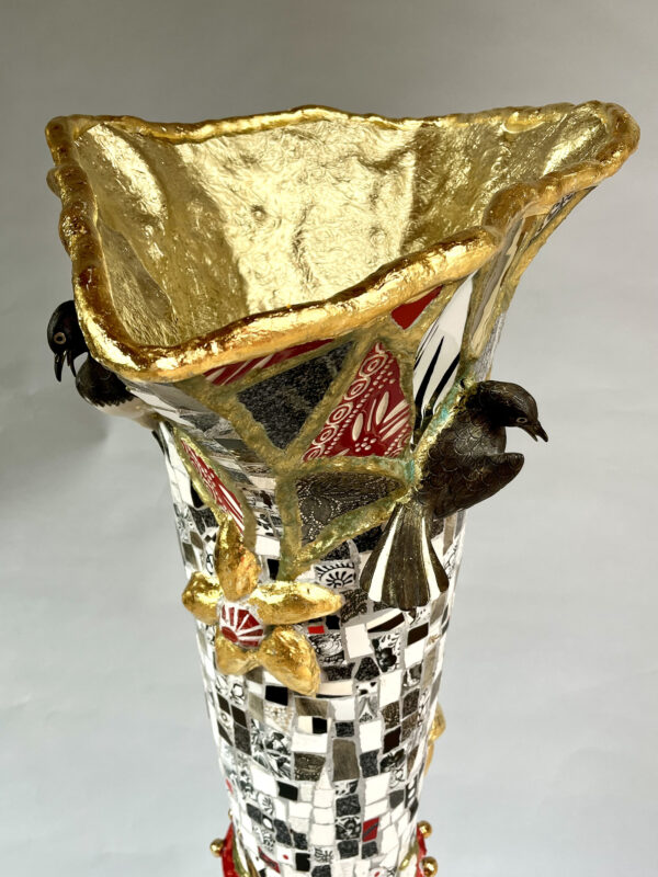 IMG_2640_2000 Eksters op hun best - Vaas Marianne den Hartog - In het goud