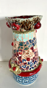 Vaas rode kersen – Mozaiek Vaas Marianne den Hartog Vaas rode kersen - Mozaiek Vaas Marianne den Hartog