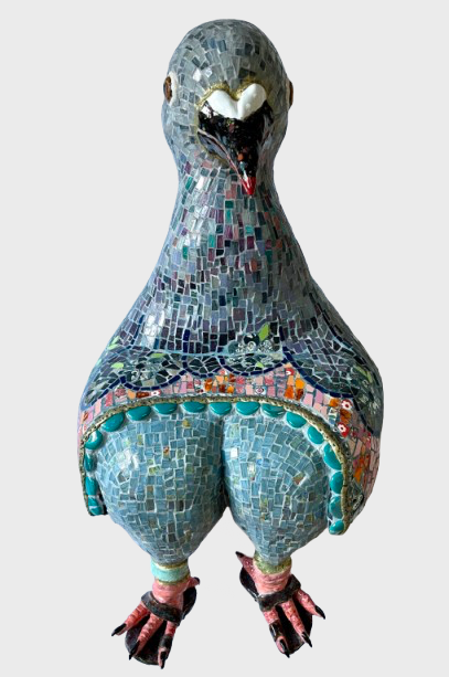Juffrouw duif,€ 4950,- H 85cm x B 50cm